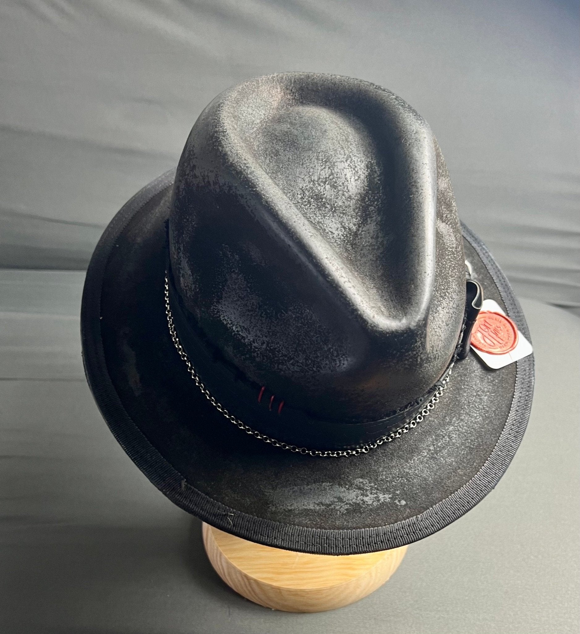 VINTAGE BLACK FEDORA - JonHats